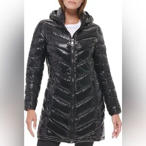 Calvin Klein Women's Chevron Quilting Casual Lightweight Jacket